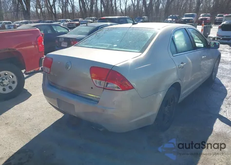 2010 Mercury Milan z USA, uszkodzony, nr VIN 3MEHM0HA2AR601642